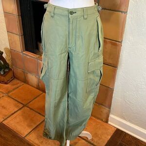 TNA for Aritzia New Supply Sage Green Cargo Pant, 6